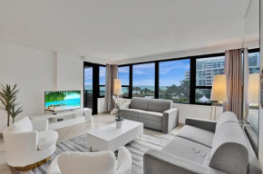 Spacious Ocean View Resort Beach Condo 601